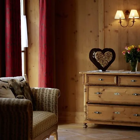 Kronenhof 4*