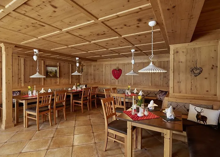 Hotel Kronenhof 4*